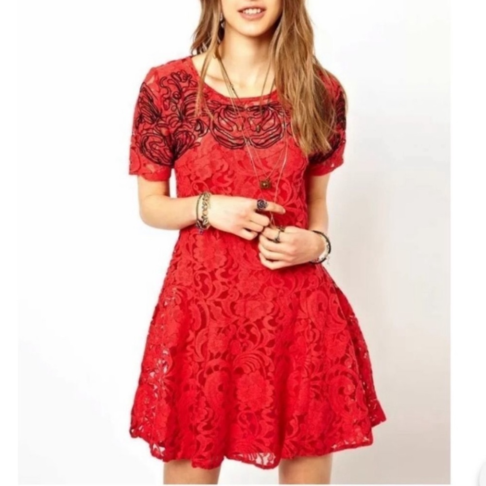 Free People Lace Dreamer Dress‎ Red black Embroidered Boho short sleeve